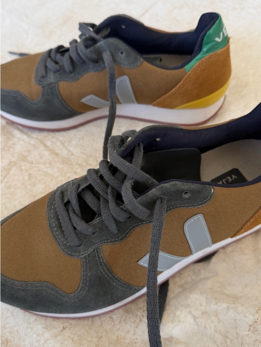 Veja Sneakers